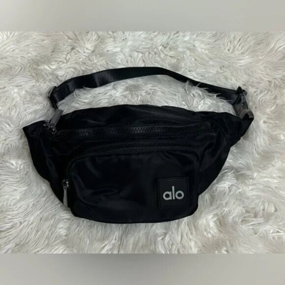 ALO YOGA Explorer Fanny Pack Black - Picture 1 of 4